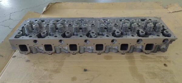 YuChai L3000 cylinder head assembly